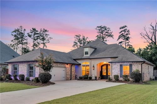 512 Kristian Ct, Madisonville, LA, 70447-3716 | Card Image
