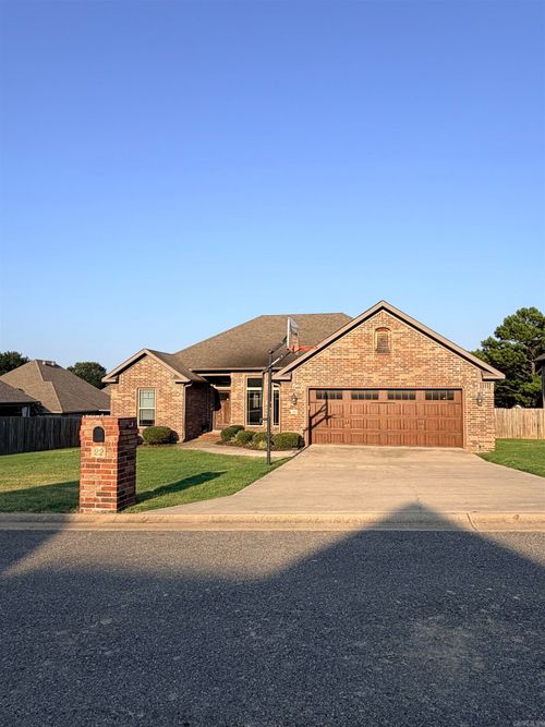 22 Southwind Blvd, Searcy, AR, 72143-8523 | Card Image