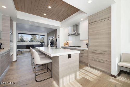 11c-38359 Highway 6, Avon, CO, 81620-5563 | Card Image