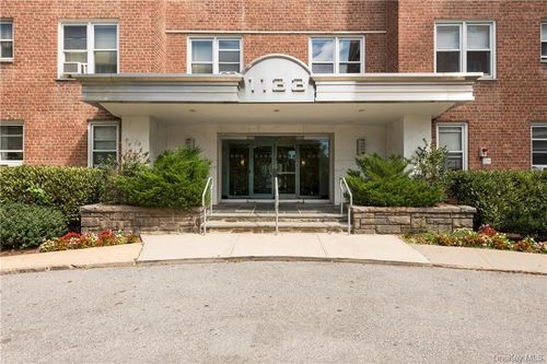apt-1f-1133 Midland Ave, Yonkers, NY, 10708-6472 | Card Image