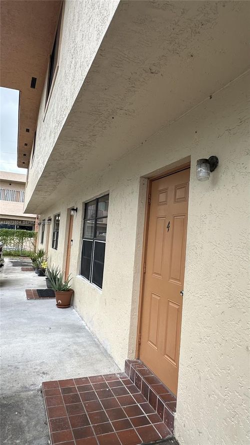 4-408 Ne 18th Ave, Homestead, FL, 33033-5077 | Card Image