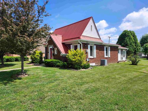 449 4th St Ne, Linton, IN, 47441-1420 | Card Image