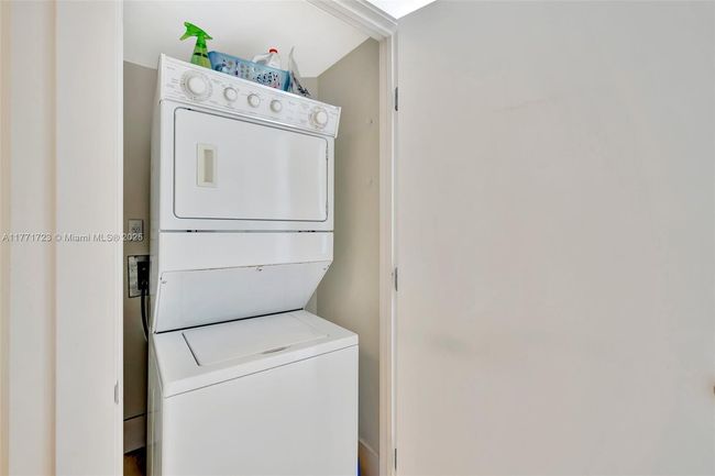 APT-1007 - 333 Las Olas Way, Condo with 2 bedrooms, 3 bathrooms and null parking in Fort Lauderdale FL | Image 37