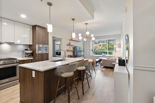 214-2188 Madison Ave, Burnaby, BC, V5C0J8 | Card Image