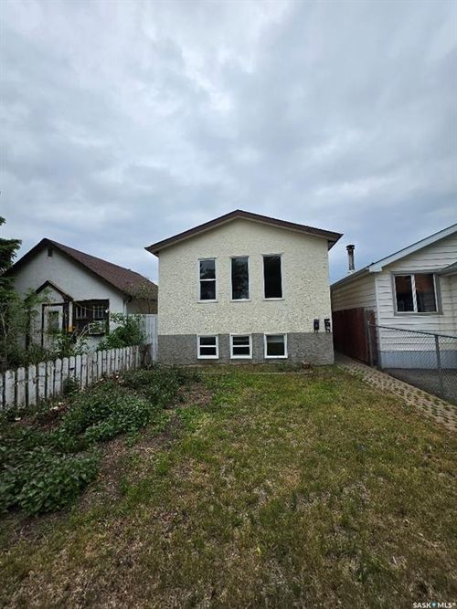 515 St John Street, Regina, SK, S4R1R6 | Card Image