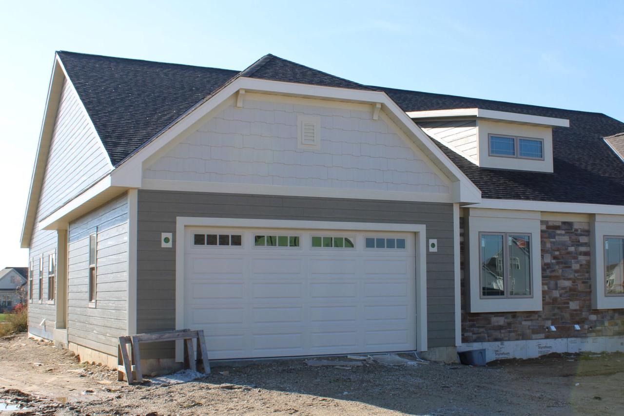 Lambert Ct, Slinger, WI 53086