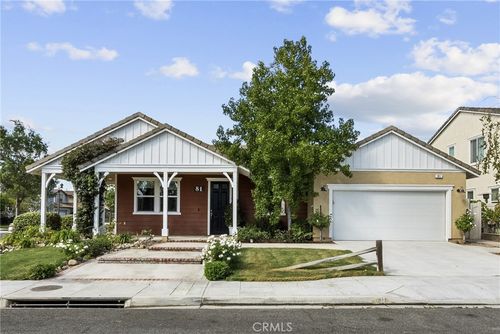 81 Wildwood Ln, Fillmore, CA, 93015-2194 | Card Image