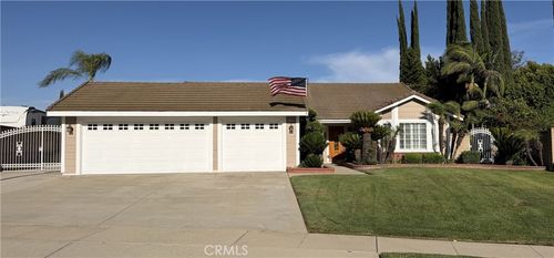 2056 Coolcrest Ave, Upland, CA, 91784-1542 | Card Image