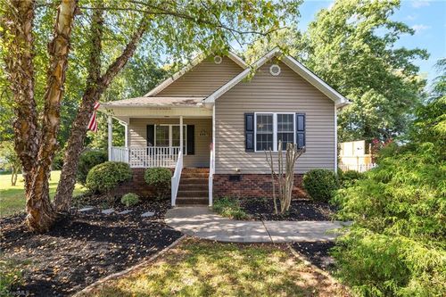 4927 Plainfield Rd, Sophia, NC, 27350-8895 | Card Image