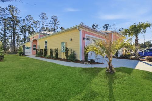 895 Harborside Dr, Hardeeville, SC, 29927-2977 | Card Image