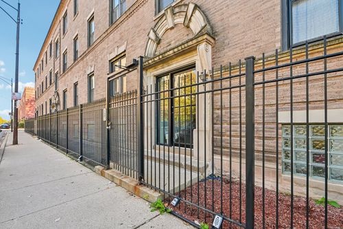 3-1125 E 61st Street, Chicago, IL, 60637 | Card Image