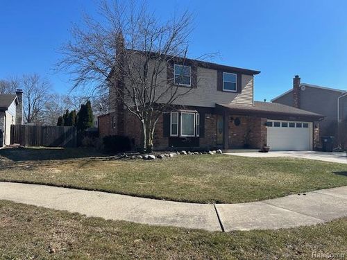 22043 Hillcrest Ct, Woodhaven, MI, 48183-1436 | Card Image