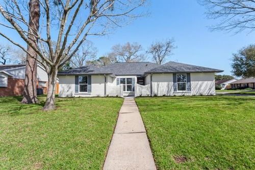 10719 Carlota Ct, Houston, TX, 77096-5820 | Card Image
