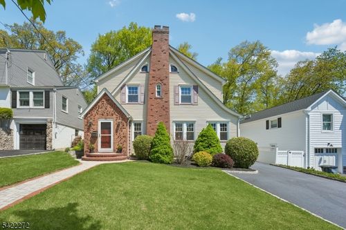 90 Morningside Rd, Verona, NJ, 07044-1027 | Card Image