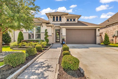 423 Bartlett St, Webster, TX, 77598-1655 | Card Image