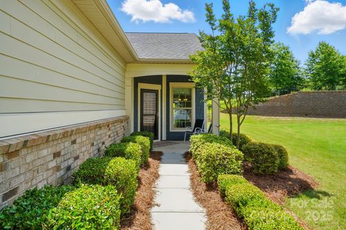 258 Cherry Tree Dr, Fort Mill, SC, 29715-8605 | Card Image