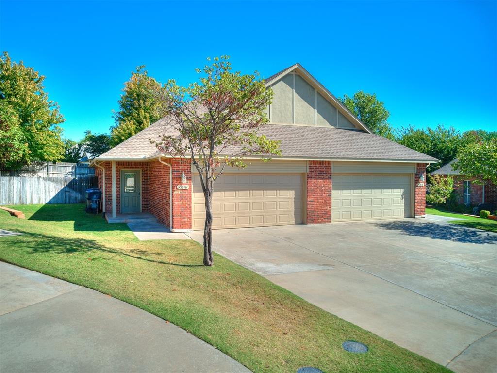 Oxford Dr, Edmond, OK 73013