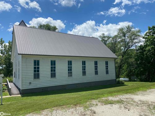 304 Walnut St, Lucas, IA, 50151-7711 | Card Image