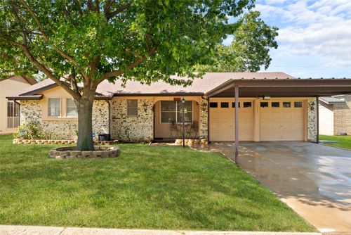 1425 Gardenside Dr, Dallas, TX, 75217-3325 | Card Image