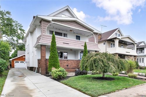 2066 Bunts Road, Lakewood, OH, 44107 | Card Image