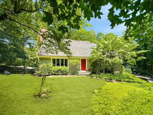 477 Woodbine Rd, Stamford, CT, 06903-1903 | Card Image