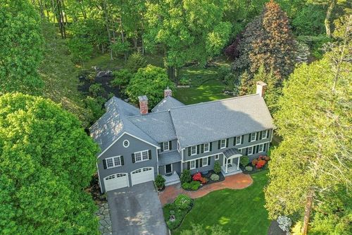 21 Fernway, Winchester, MA, 01890-3743 | Card Image