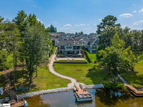 529 Coolwater Dr, Taylors, SC, 29687-4616 | Card Image