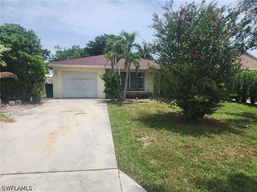 804 92nd Ave N, Naples, FL, 34108-2435 | Card Image