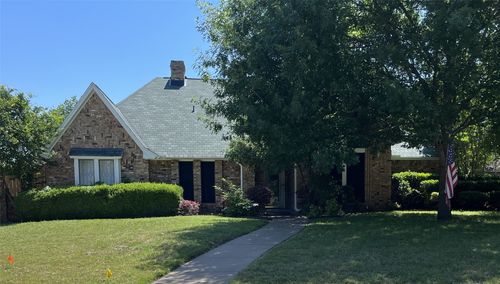 627 Meadowbrooke Pl, Duncanville, TX, 75137-3821 | Card Image