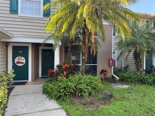 apt-101-8911 Manor Loop, Lakewood Ranch, FL, 34202-3821 | Card Image