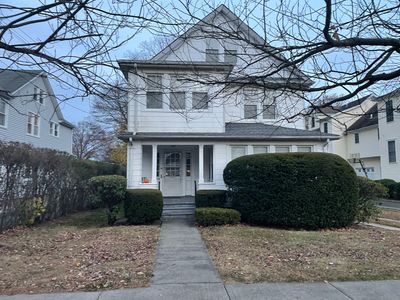 41 Mayflower Avenue, Home with 4 bedrooms, 2 bathrooms and 5 parking in Stamford CT | Image 1