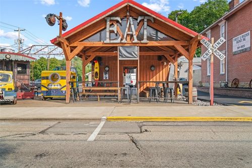 312 Market St, Elizabeth, PA, 15037-1514 | Card Image