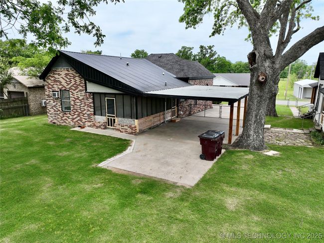 216 Belt St, House other with 3 bedrooms, 2 bathrooms and null parking in Eufaula OK | Image 37