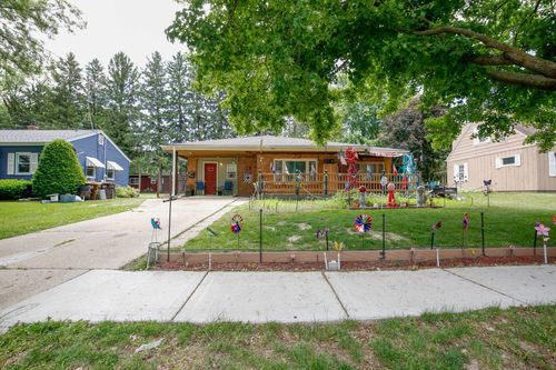 411 Lincoln St, MOUNT MORRIS, IL, 61054-1535 | Card Image