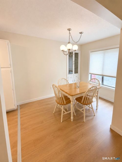 1c-40 Woodsedge Drive, Newington, CT, 06111 | Card Image