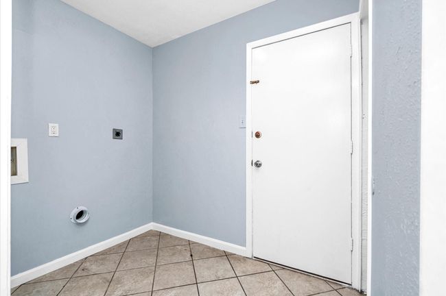 18215 Navajo Trail Dr, House other with 3 bedrooms, 2 bathrooms and 2 parking in Spring TX | Image 11