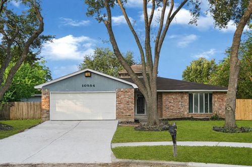 10554 Quail Ridge Ln, Sugar Land, TX, 77498-1524 | Card Image