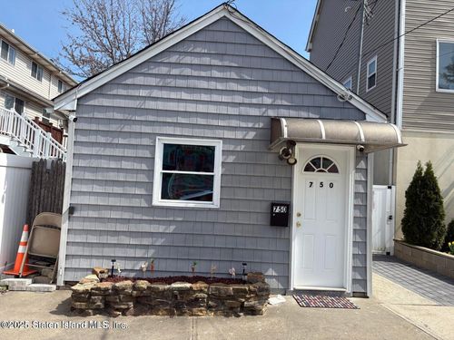 750 Patterson Avenue, Staten Island, NY, 10306 | Card Image