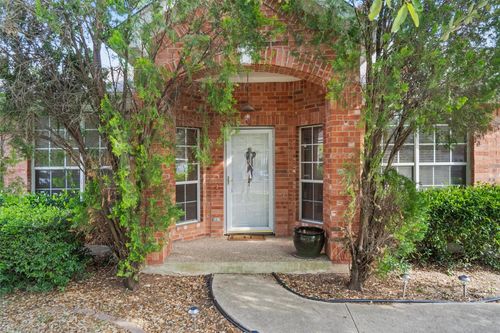 2202 Bent Bow Dr, Cedar Park, TX, 78613-3570 | Card Image