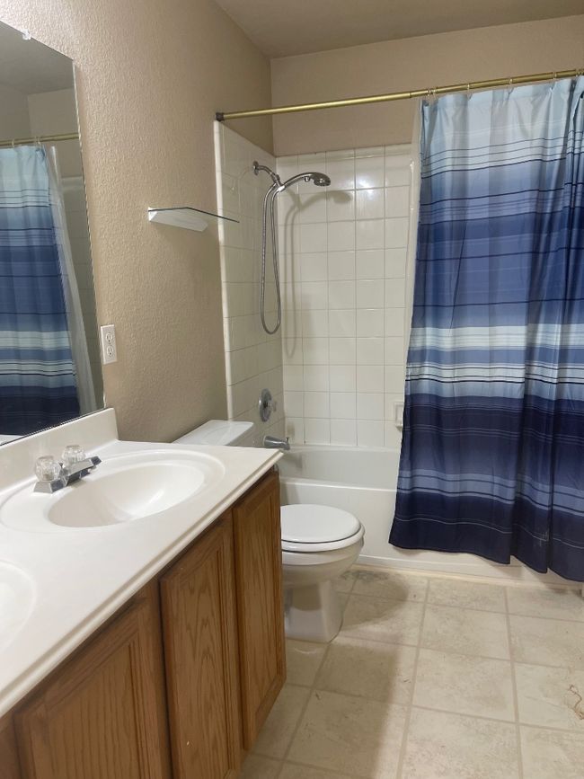1427 Newbury St, House other with 4 bedrooms, 3 bathrooms and 4 parking in Georgetown TX | Image 13