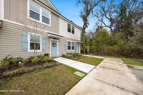 8415 Zenith Cir, JACKSONVILLE, FL, 32256-8658 | Card Image
