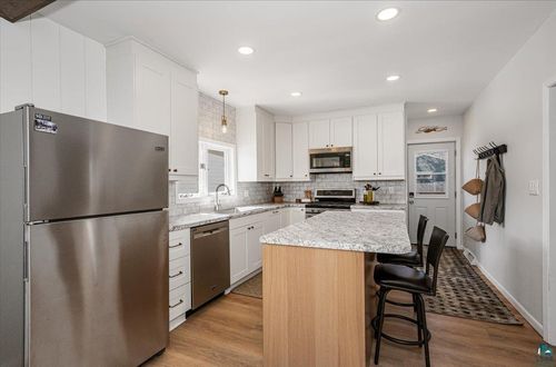 415 14th St, Cloquet, MN, 55720-2201 | Card Image