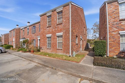 451 Rena Dr, Lafayette, LA, 70503-4351 | Card Image