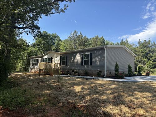 2005 Old Denver School Rd, Anderson, SC, 29625-6438 | Card Image