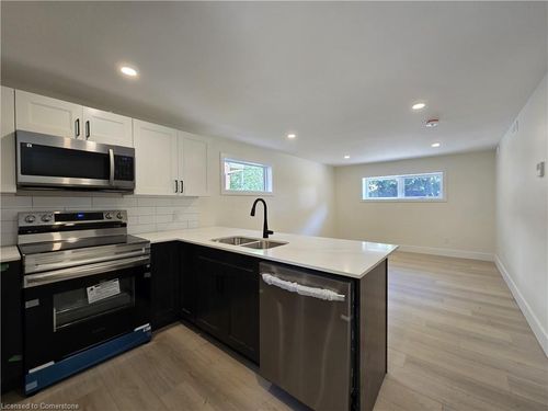 2-404 Forest Hill Dr, Kitchener, ON, N2M4H4 | Card Image