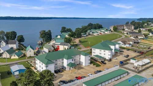 101-5835 Bay Village Dr, Athens, AL, 35611-8790 | Card Image
