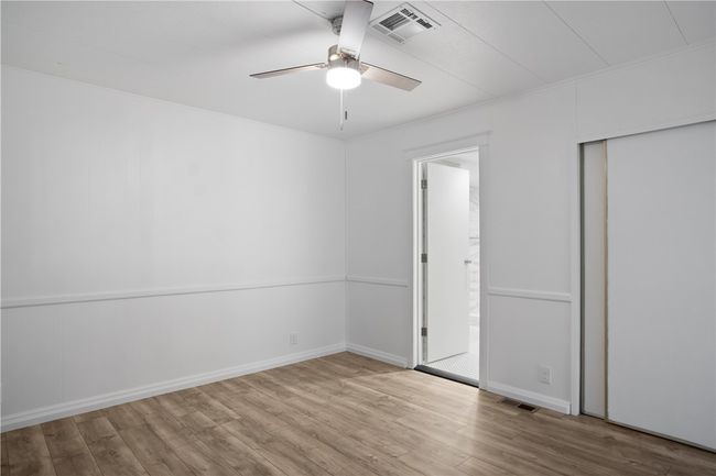 Master Bedroom | Image 37