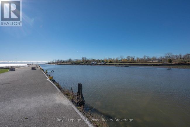 29 Wellington St, Home with 0 bedrooms, 0 bathrooms and 6 parking in Port Burwell ON | Image 40