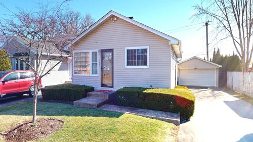 1127 Lotus Dr, Round Lake Beach, IL, 60073-2408 | Card Image