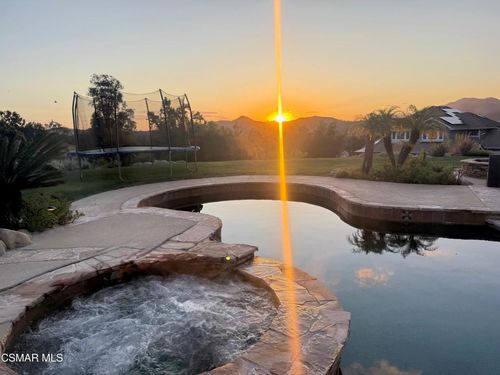 3356 Mountain Trail Ave, Newbury Park, CA, 91320-5820 | Card Image